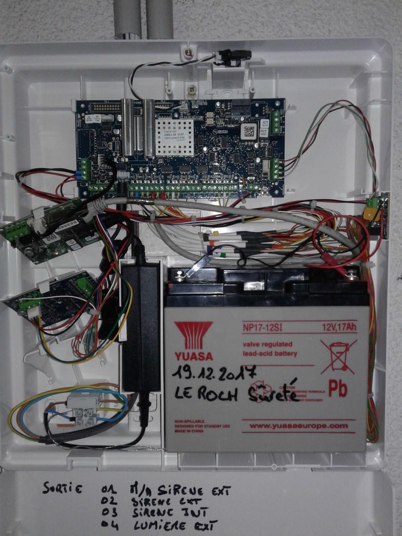 Centrale Galaxy Flex 20 Honeywell chez des particuliers